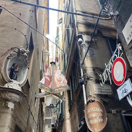 Casaviva- Ampio Appartamento Nei Vicoli Di Genova Dış mekan fotoğraf